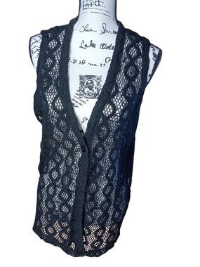Vintage Croquet Club Women's Black Open Knit Button-Up Sleeveless Vest - Size M